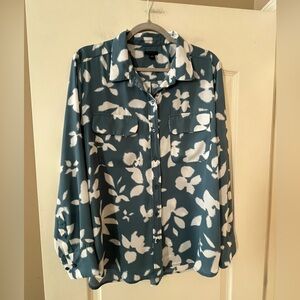 Ann Taylor Teal and White Floral Button-Up Blouse